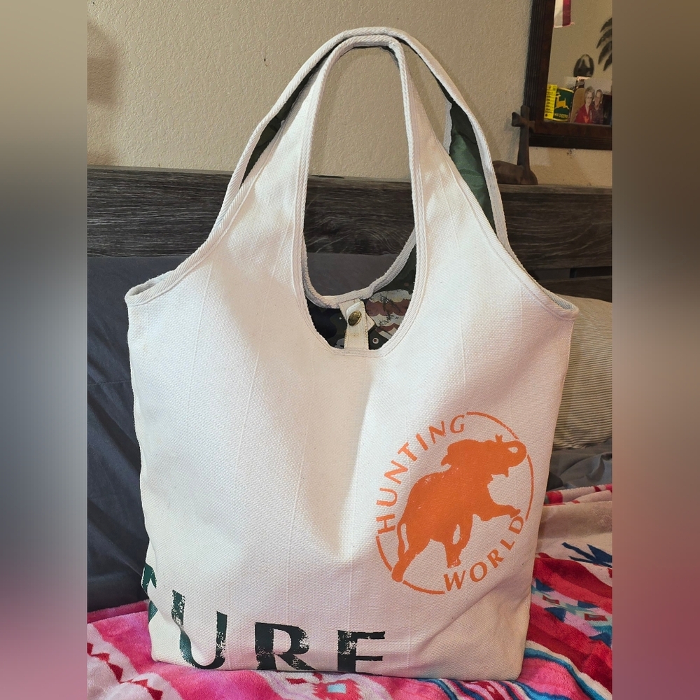 💥Hunting World Borneo Reversible Large Tote Bag - Picture 4 of 10